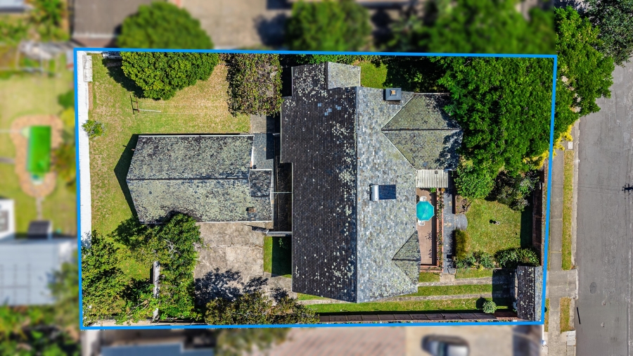 4 Bedroom Property for Sale in Berea Eastern Cape